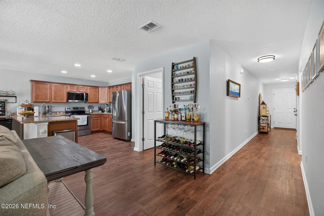 Photo of 6983 LORIS Lane