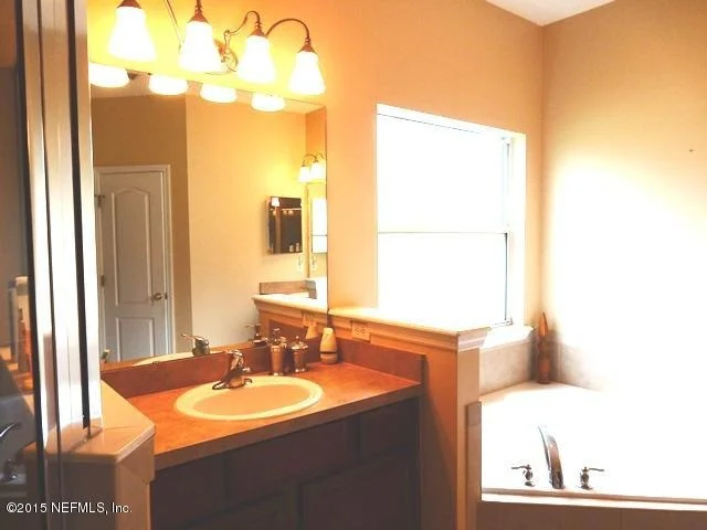 Photo of 14494 Millhopper Road