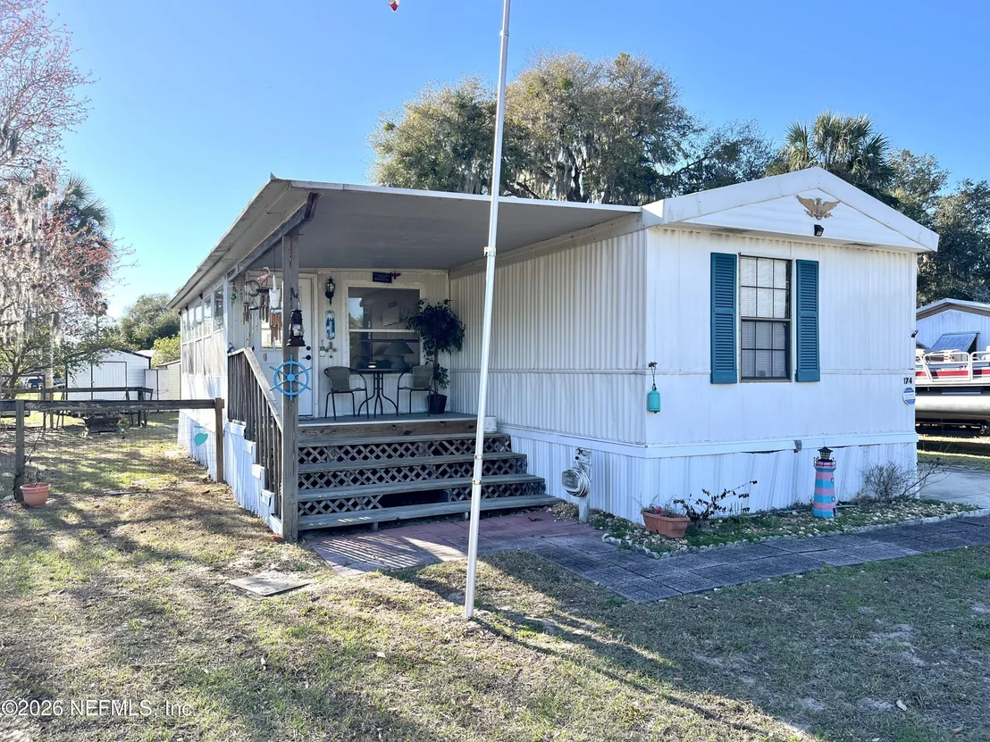 Photo of 174 BUCHANAN Circle