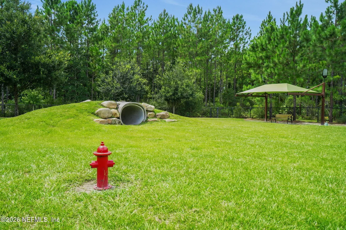 Photo of 98 YARDLEY Court