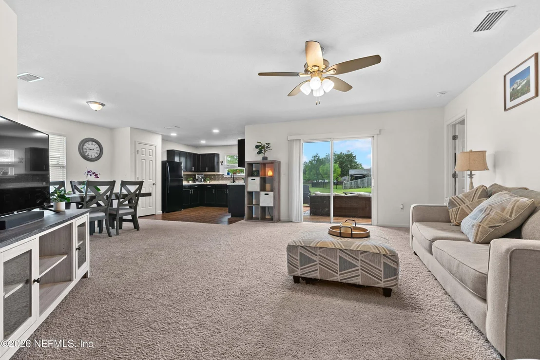 Photo of 6178 DAYLILLY Road