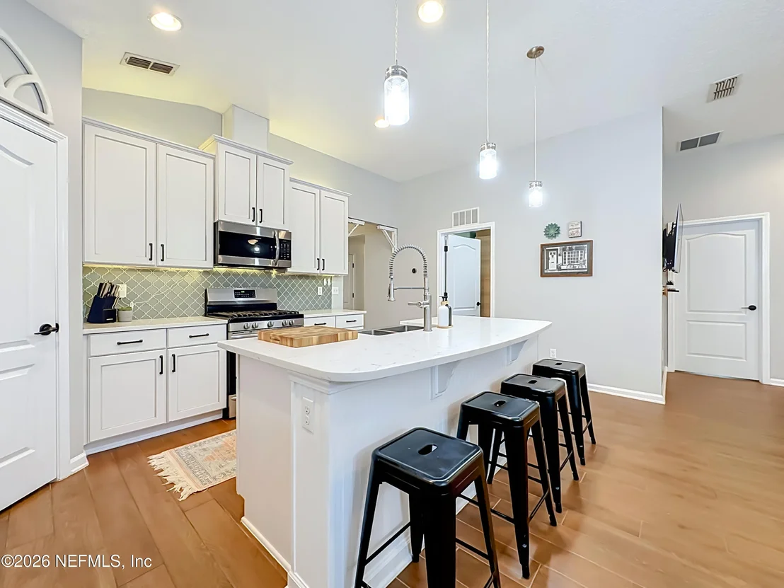 Photo of 190 LOCHNAGAR MOUNTAIN Drive