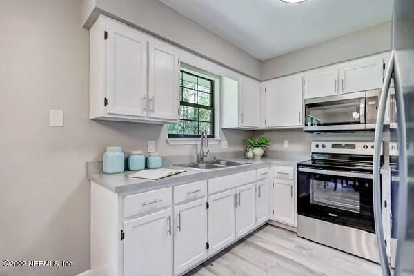 Photo of 734 MILTONDALE Road