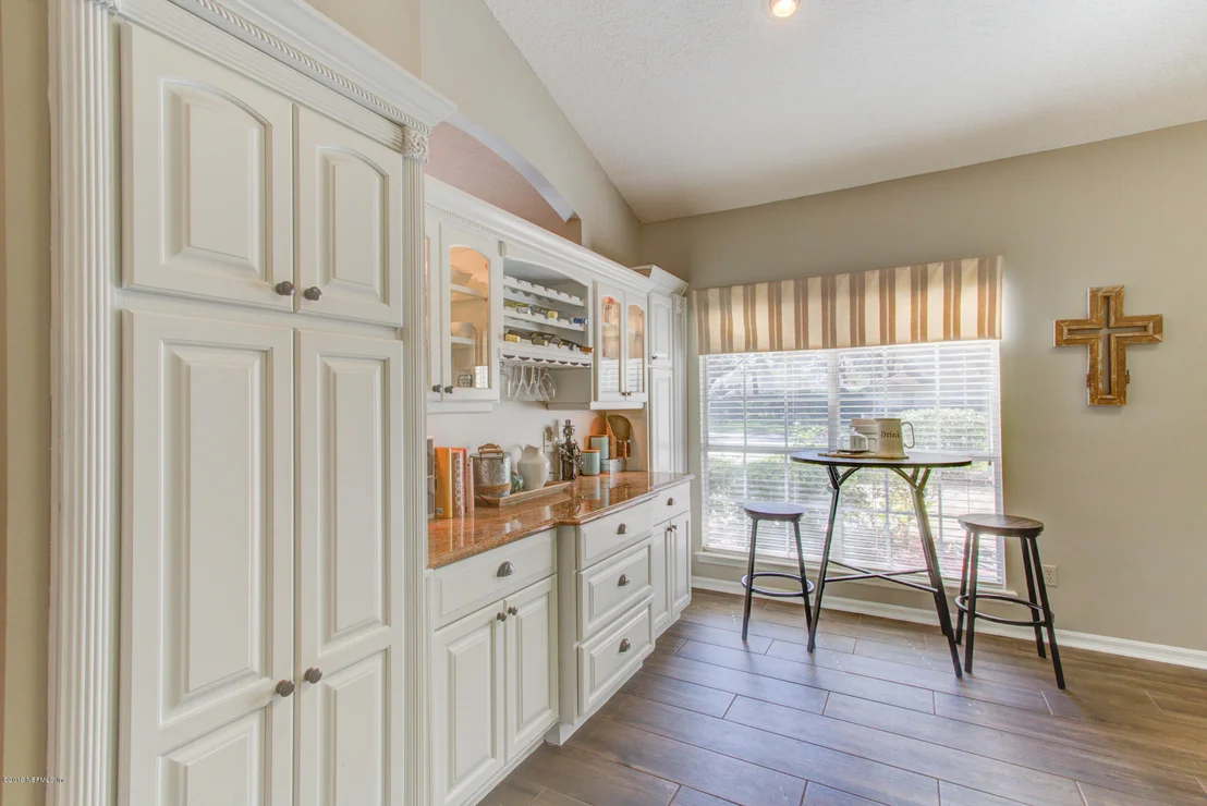 Photo of 337 LOLLY Lane