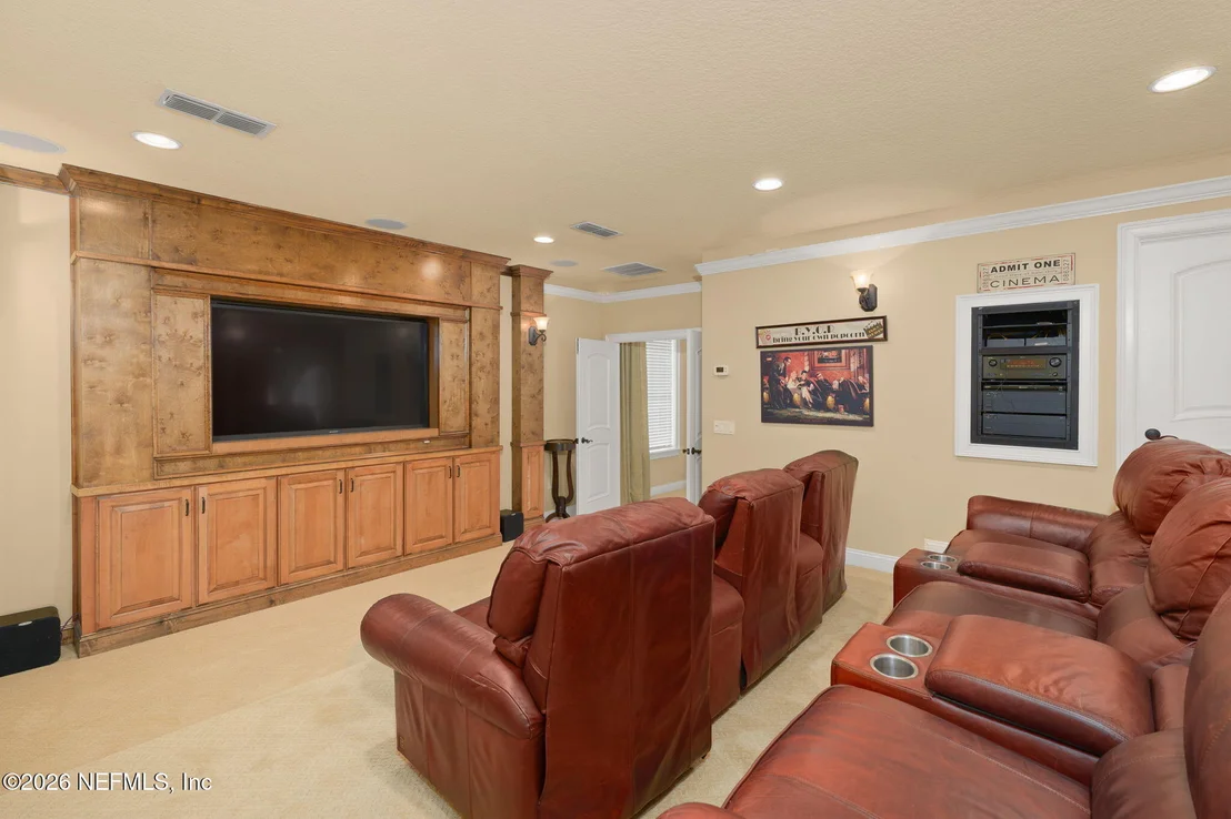Photo of 1615 SILVER LEAF Way