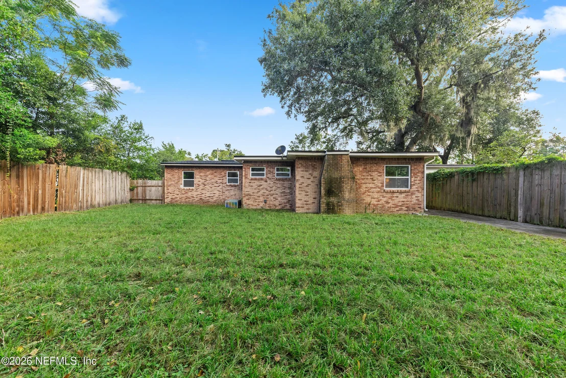 Photo of 3639 RENDALE Drive N