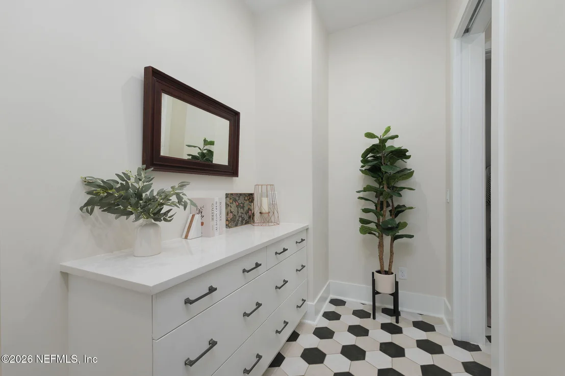 Photo of 95 PALM CREST Drive