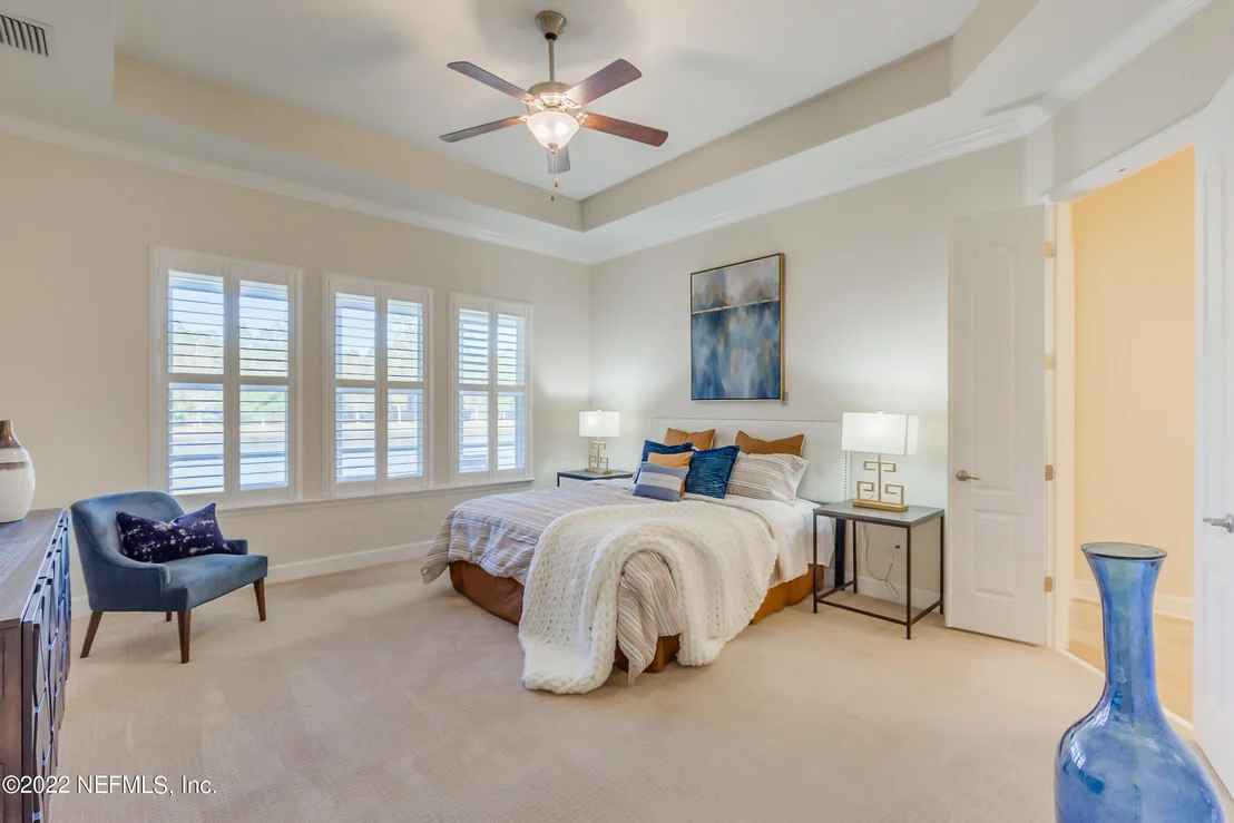 Photo of 276 MANOR Lane