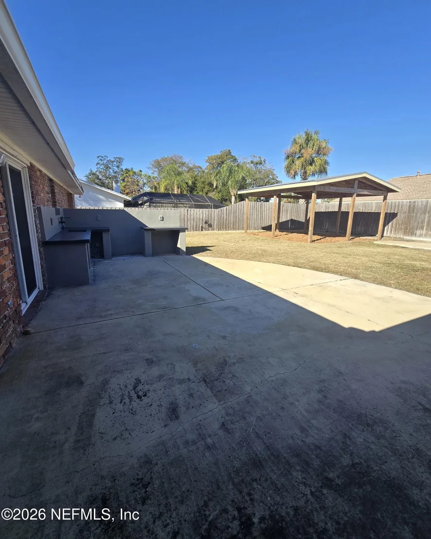 Photo of 7239 WHITE BIRCH Drive