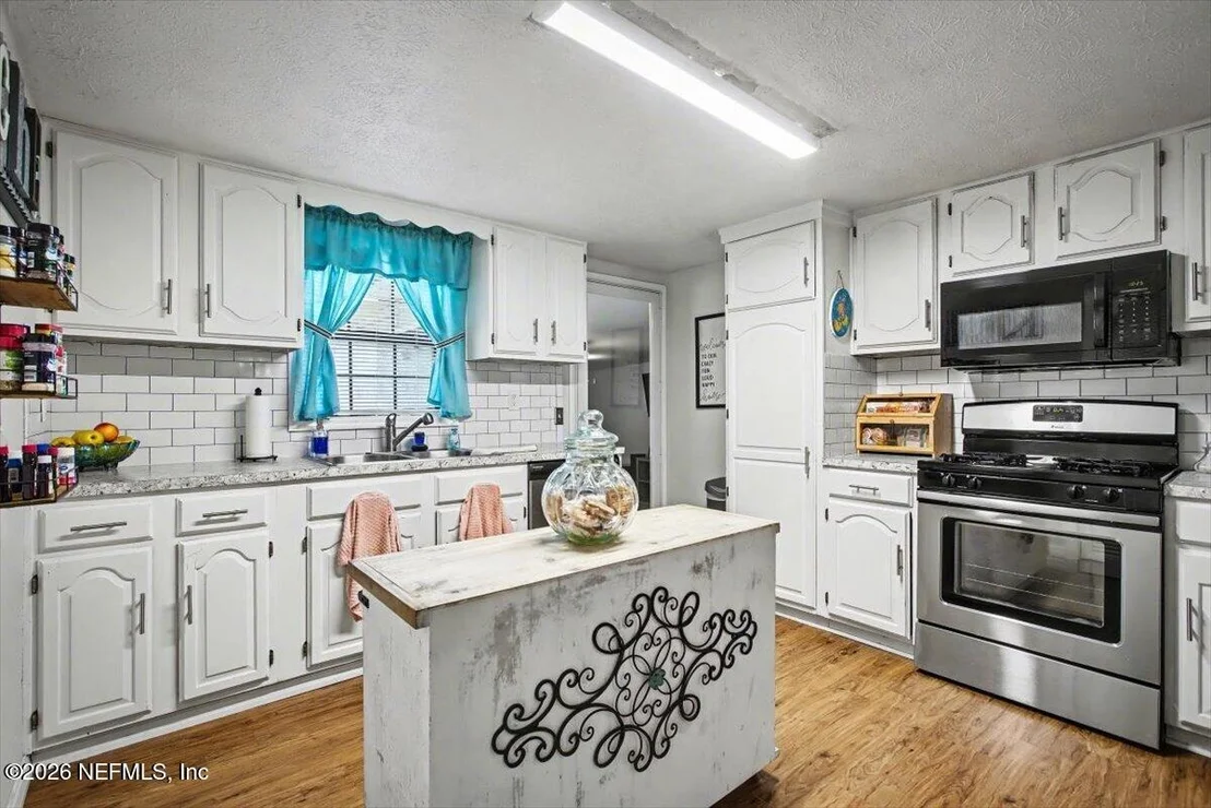 Photo of 85559 WINONA BAYVIEW Road