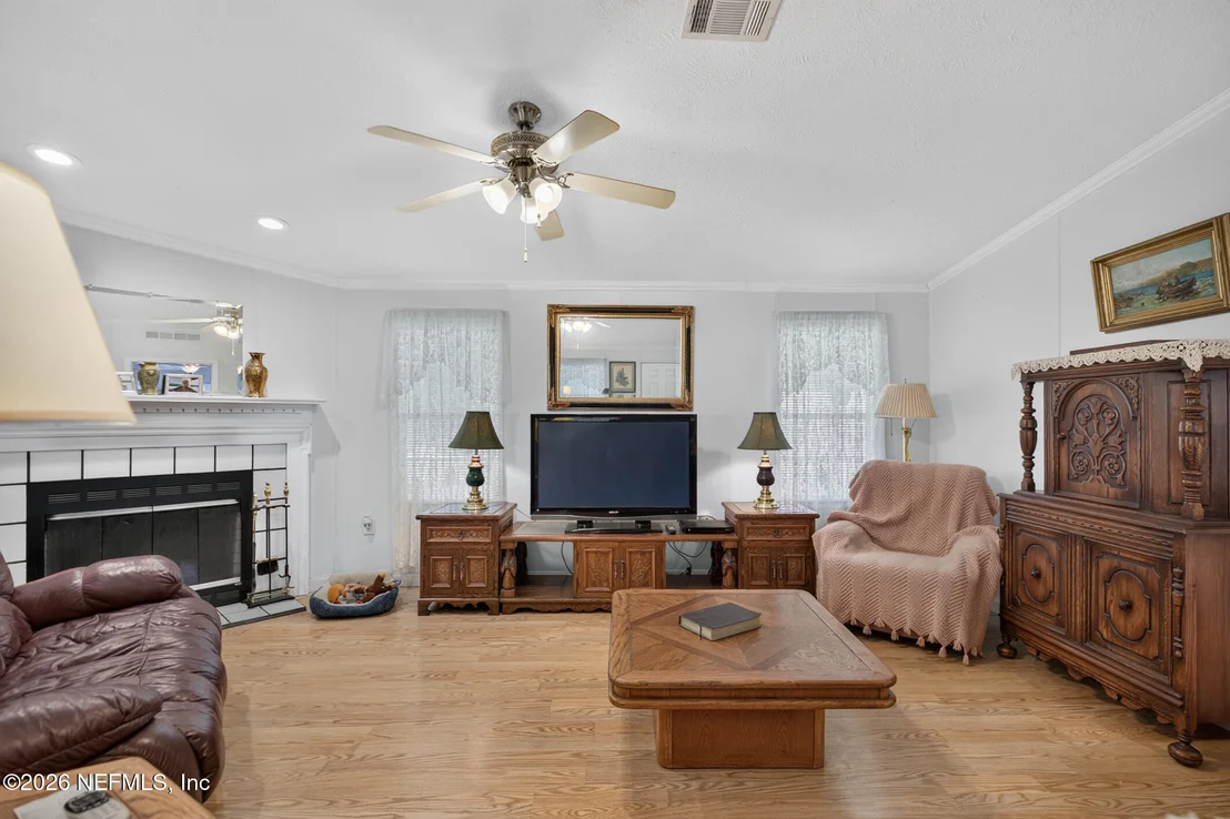 Photo of 102 ALDER Lane