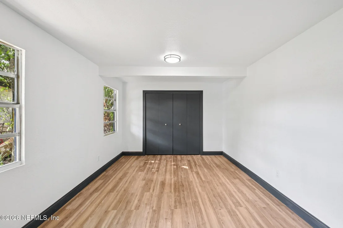 Photo of 5347 KEYSTONE Drive N