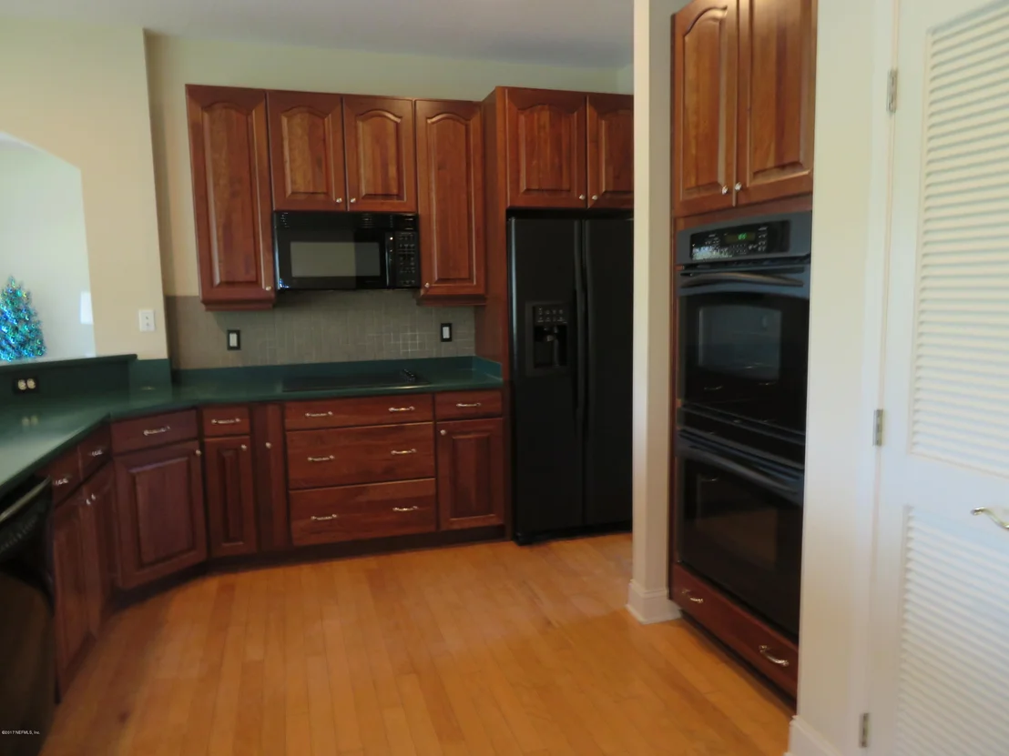 Photo of 2649 SENECA Drive