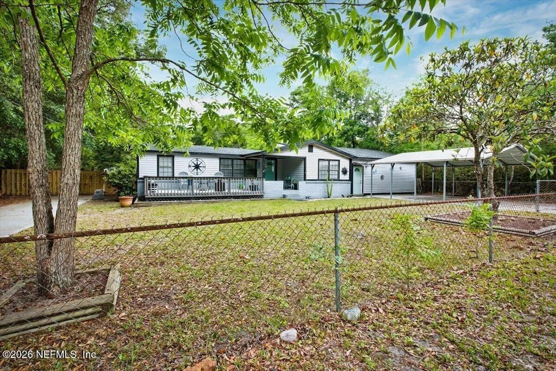 Photo of 85559 WINONA BAYVIEW Road
