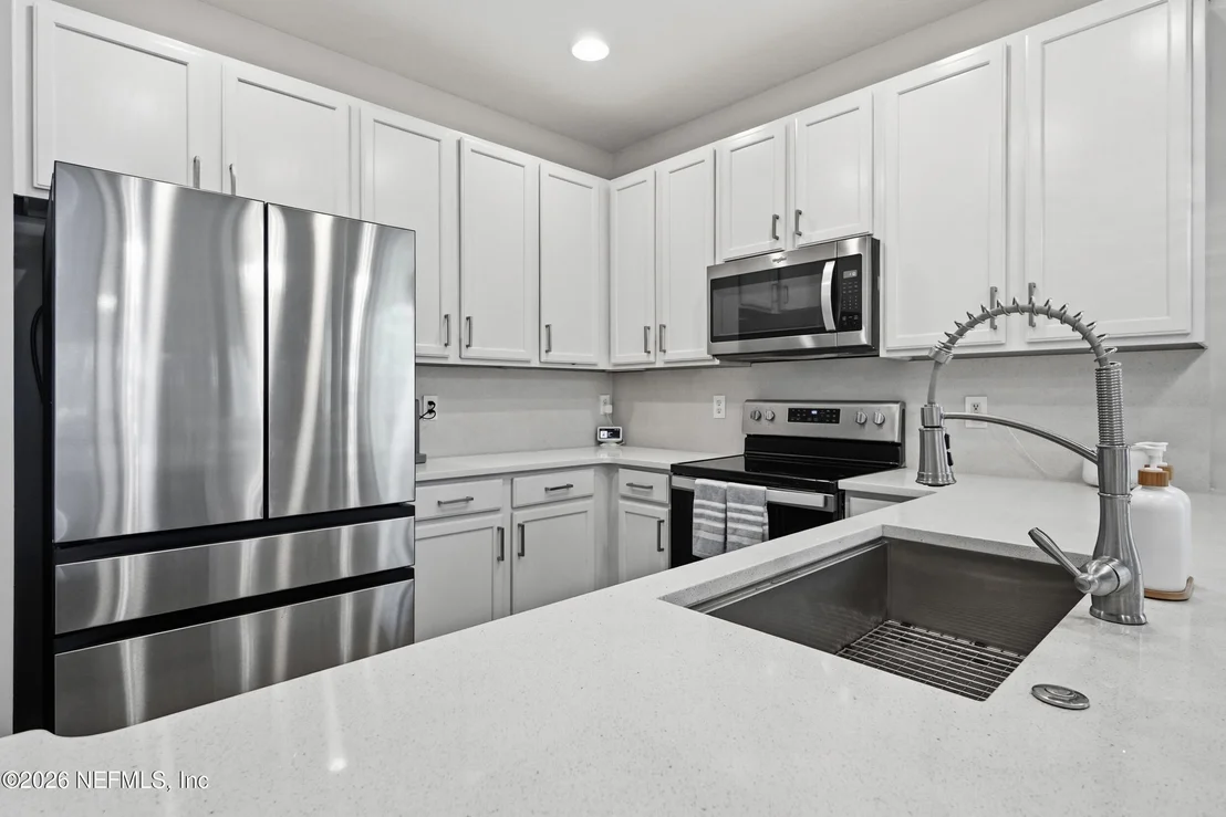 Photo of 1334 IVYHEDGE Avenue