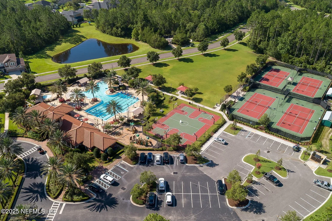 Photo of 294 WILLOW WINDS Parkway