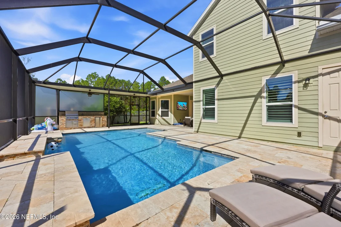 Photo of 44 BRASILLA Avenue