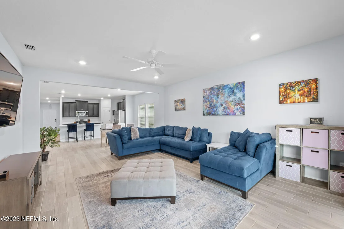 Photo of 31 SEAMOUNT Way