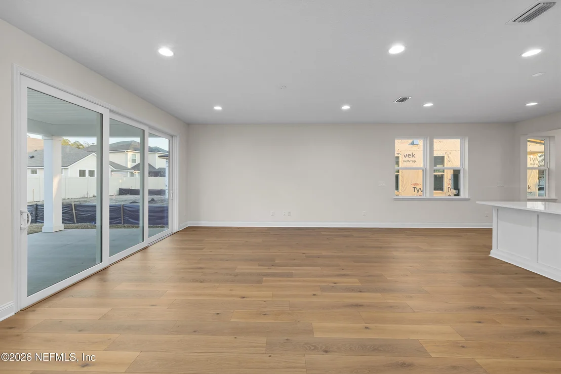 Photo of 319 SUTTON Drive