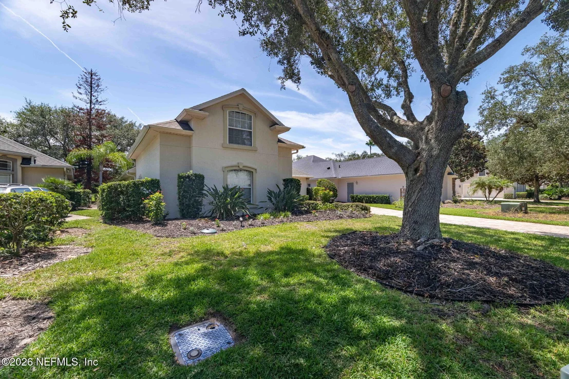 Photo of 909 SPRING LAKE Court