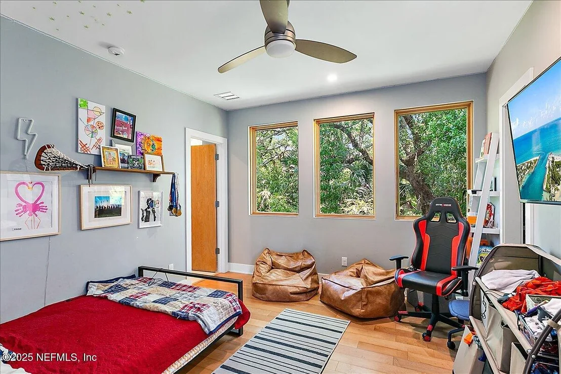 Photo of 2446 SEMINOLE Road