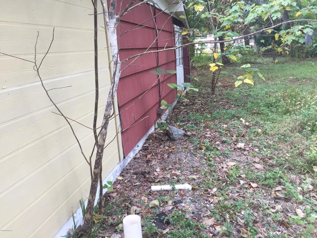 Photo of 1825 LAYTON Road