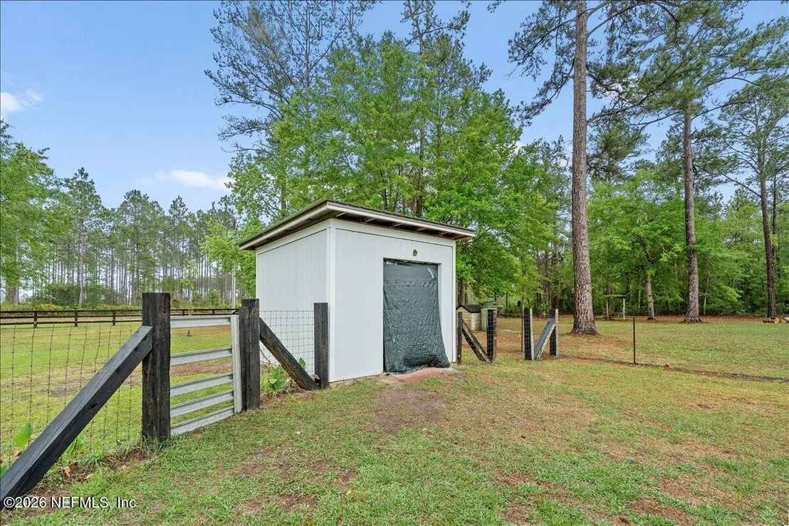 Photo of 30590 COUNTY ROAD 121
