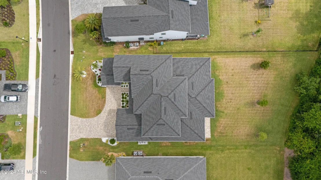 Photo of 10511 SILVERBROOK Trail