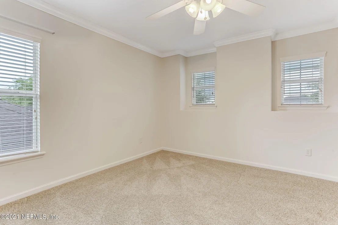 Photo of 1016 DUNSTABLE Lane