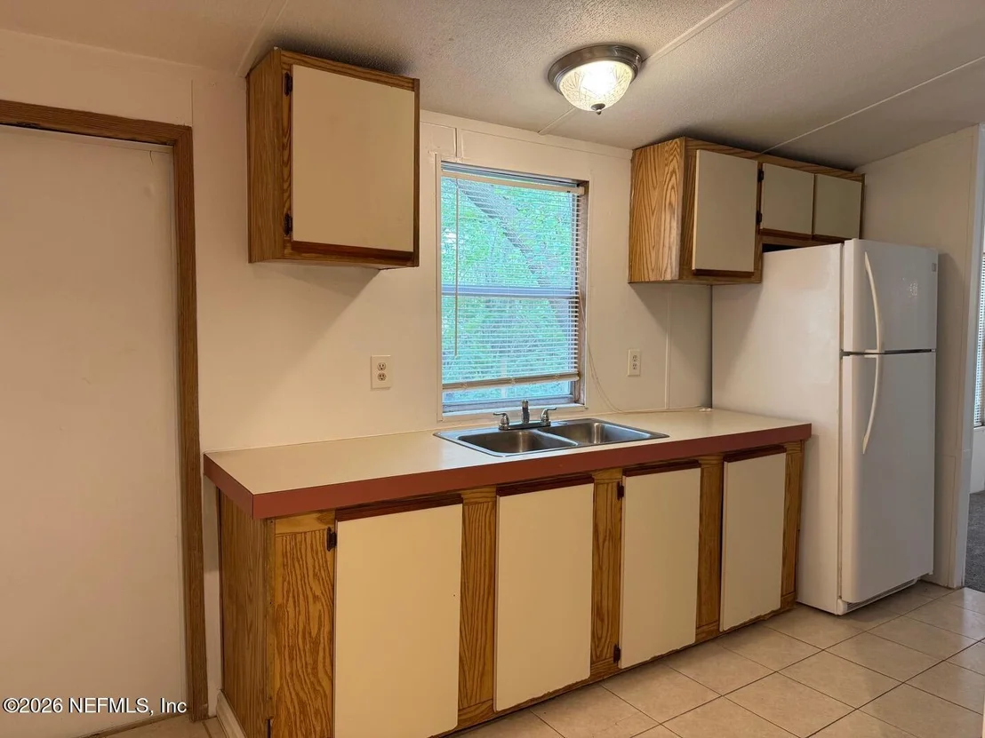 Photo of 8105 COLEE COVE Road