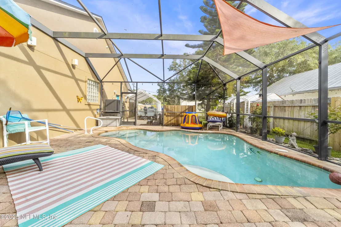 Photo of 408 NINETEENTH Street