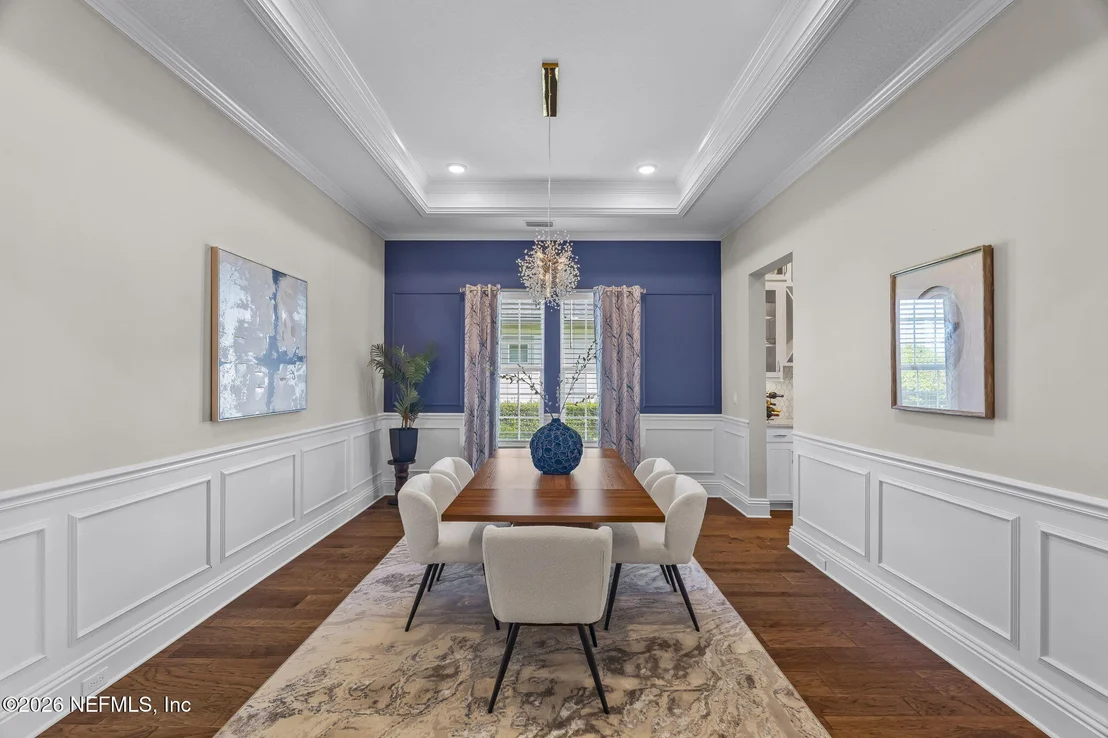 Photo of 183 FREMONT Avenue