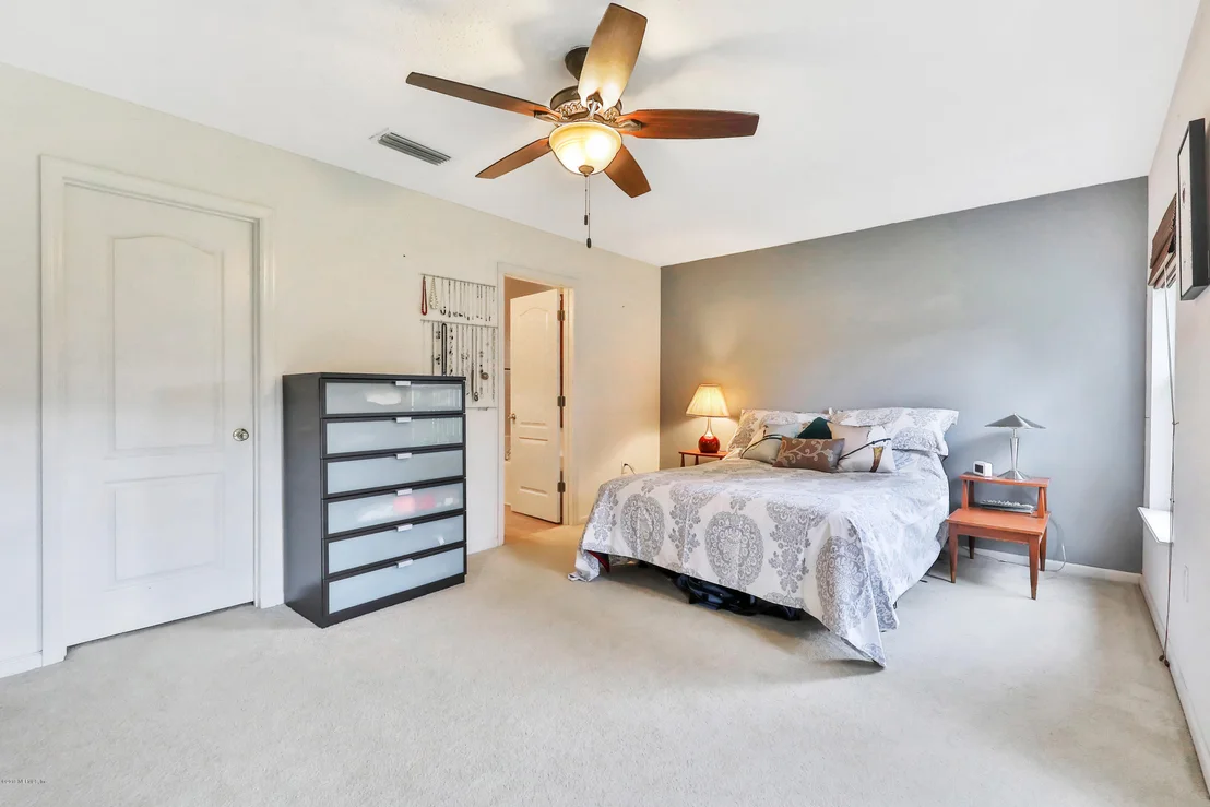 Photo of 1452 HEATHER Court