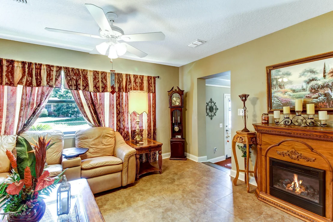Photo of 4735 SEFA Circle N