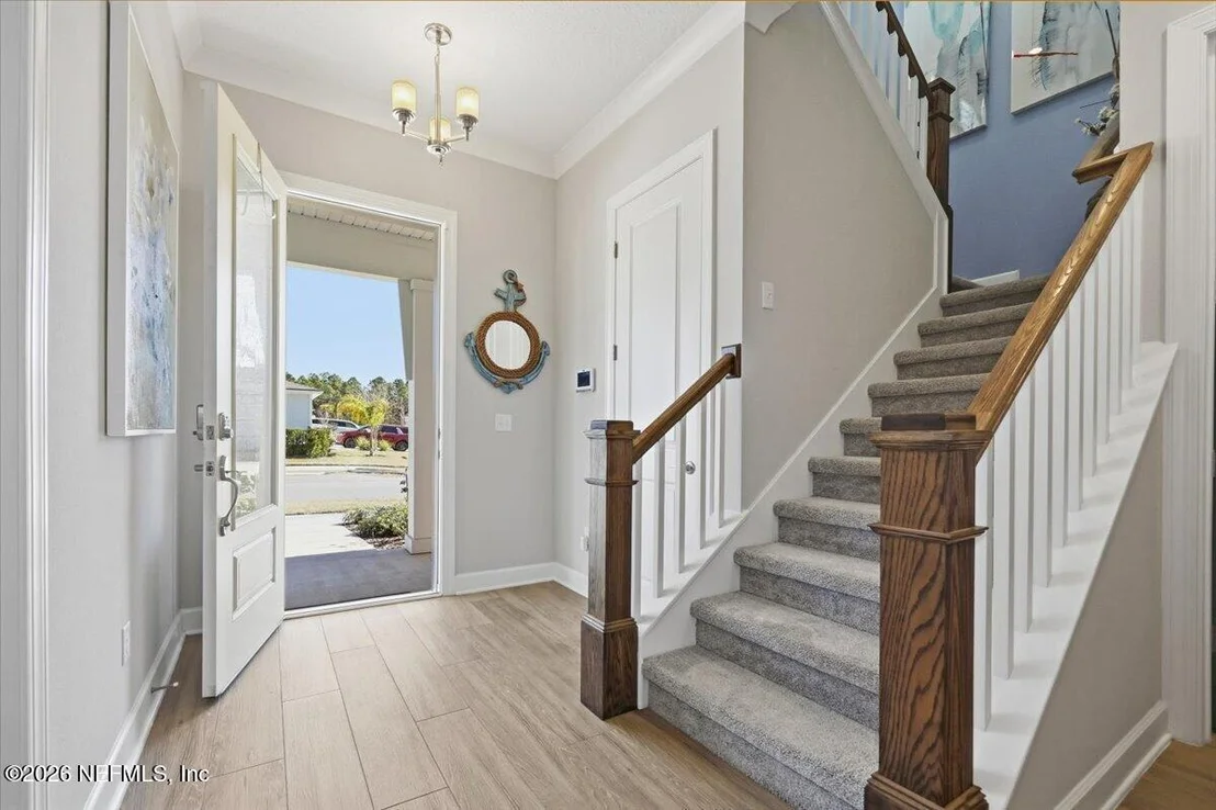 Photo of 146 BLUE HAMPTON Drive