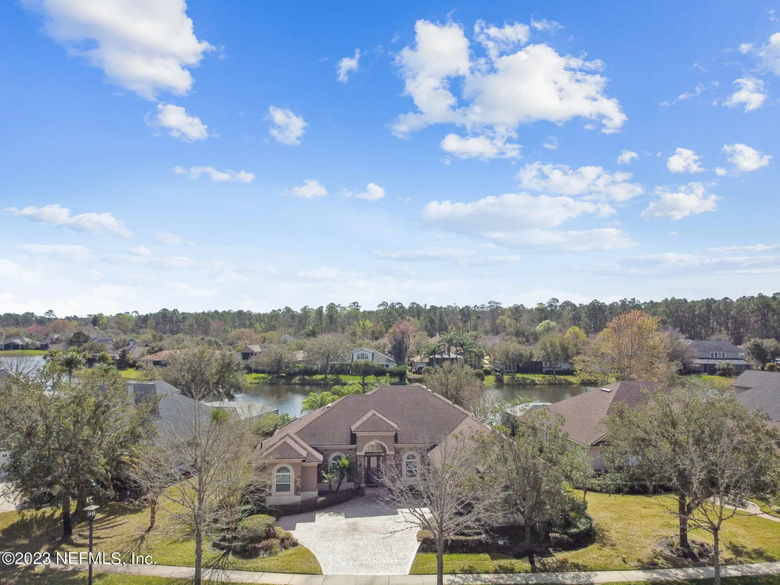 Photo of 608 DONALD ROSS Way