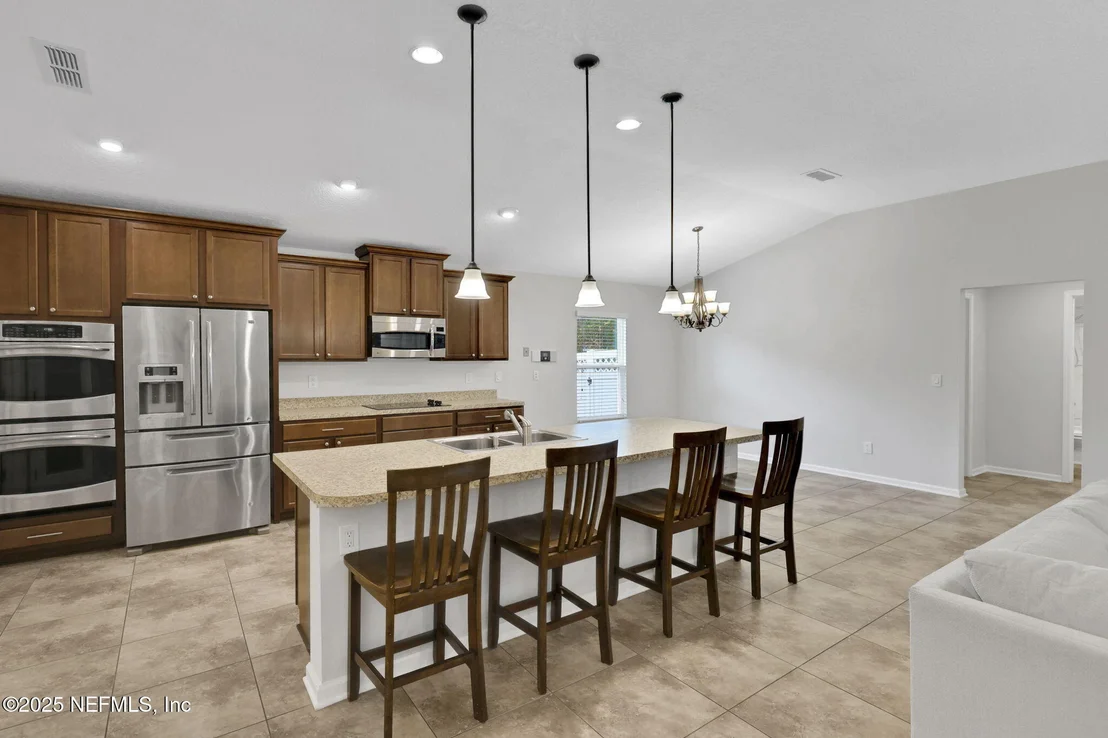 Photo of 660 GRAMPIAN HIGHLANDS Drive