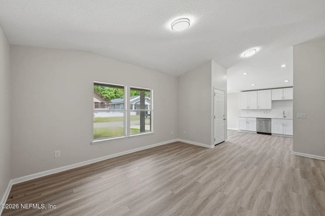 Photo of 7111 EDGE Street