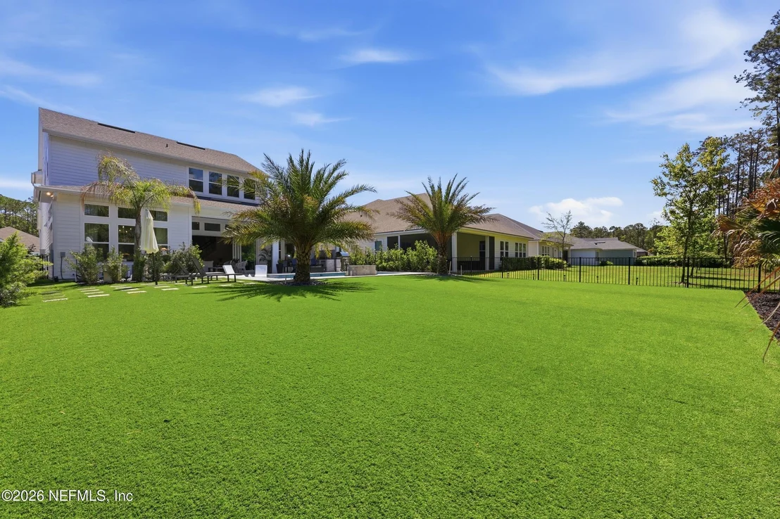 Photo of 351 PALM CREST Drive