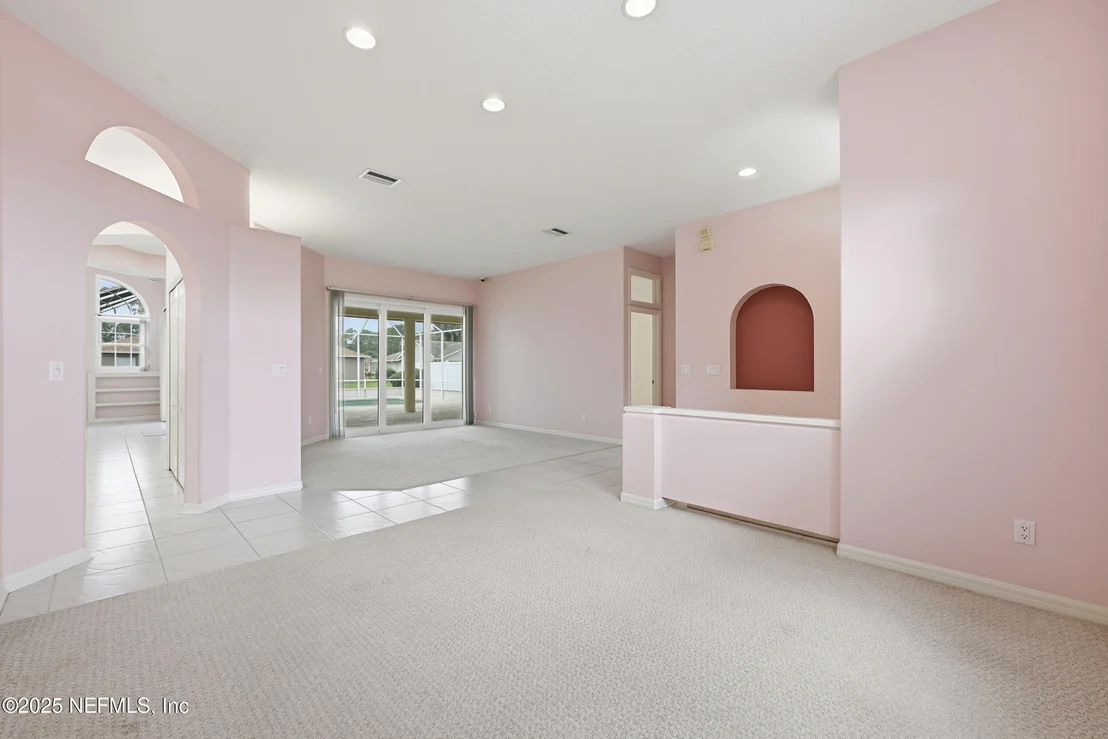 Photo of 10 WESTGATE Lane