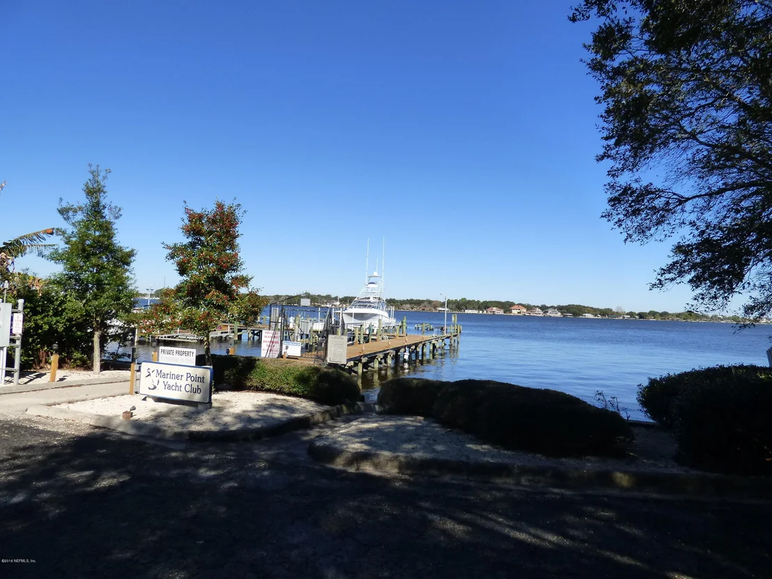 Photo of 4928 MARINERS POINT Drive