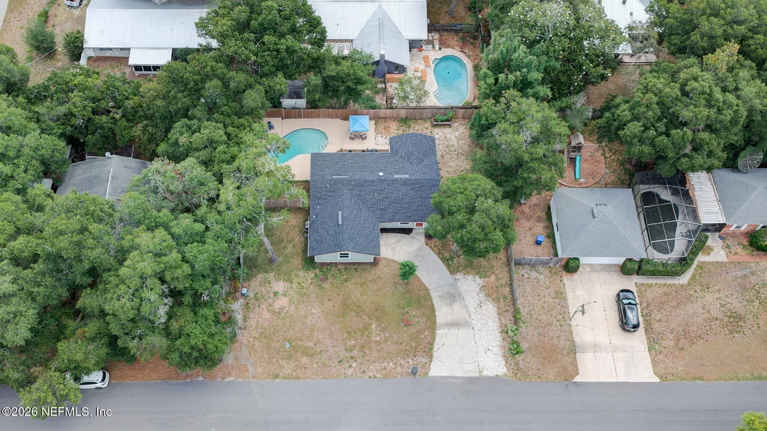 Photo of 507 GENTIAN Road