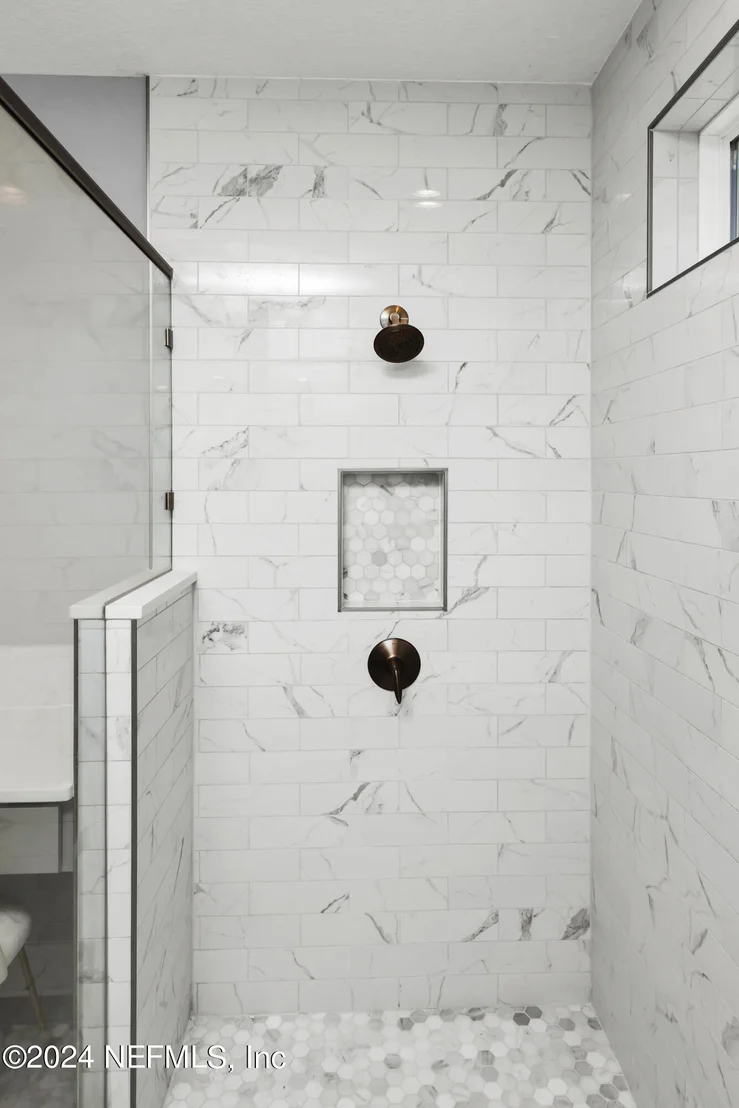 Photo of 10385 SILVERBROOK Trail