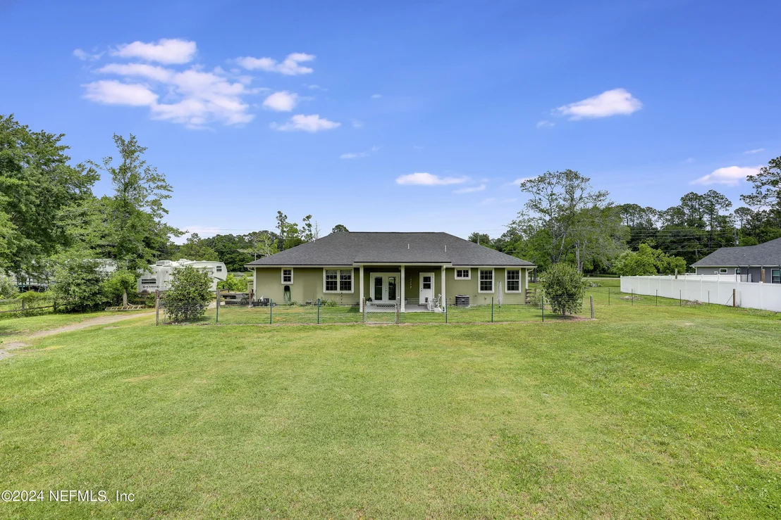 Photo of 540685 LEM TURNER Road