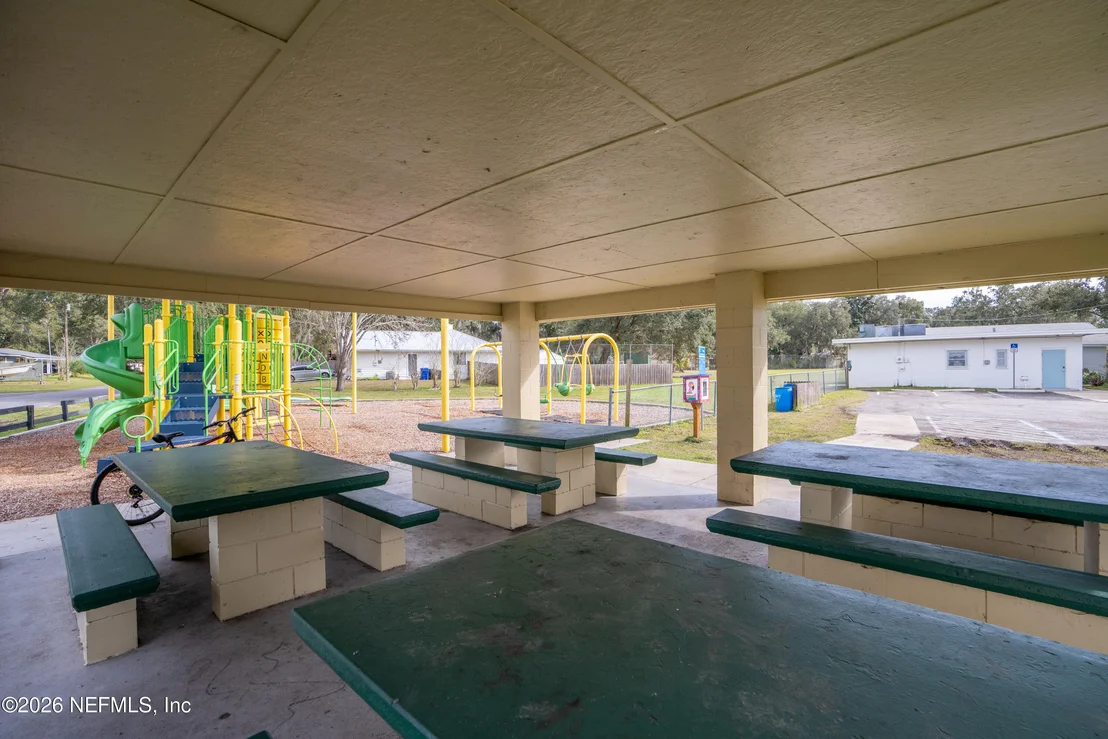 Photo of 907 QUEEN Road
