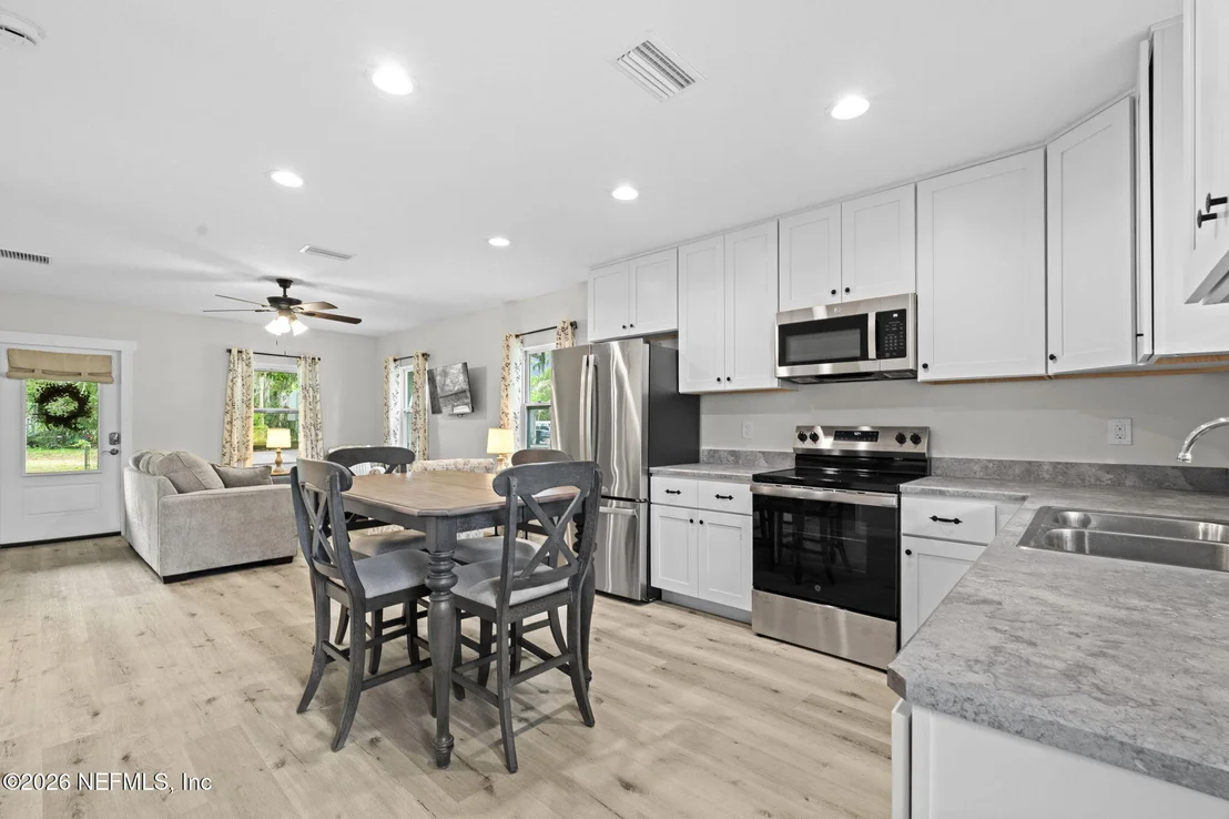 Photo of 627 CATHEDRAL Place