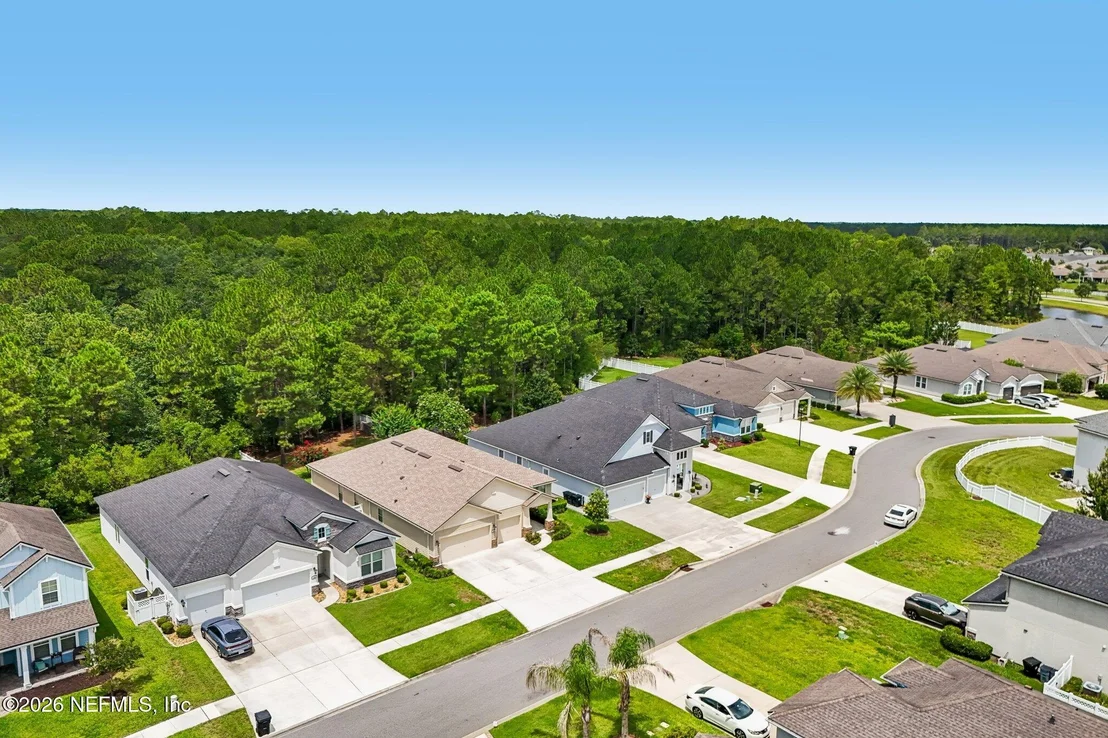 Photo of 620 CHARTER OAKS Boulevard
