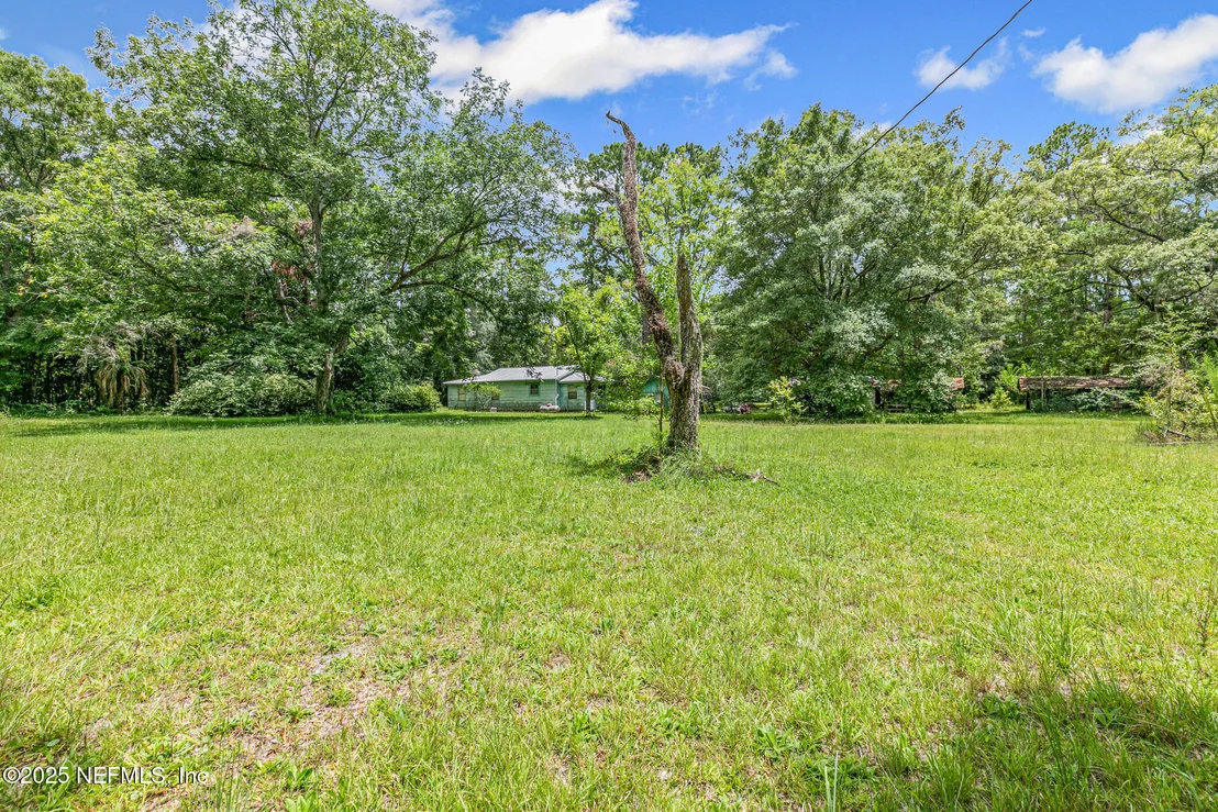 Photo of 44125 JARRETT Road