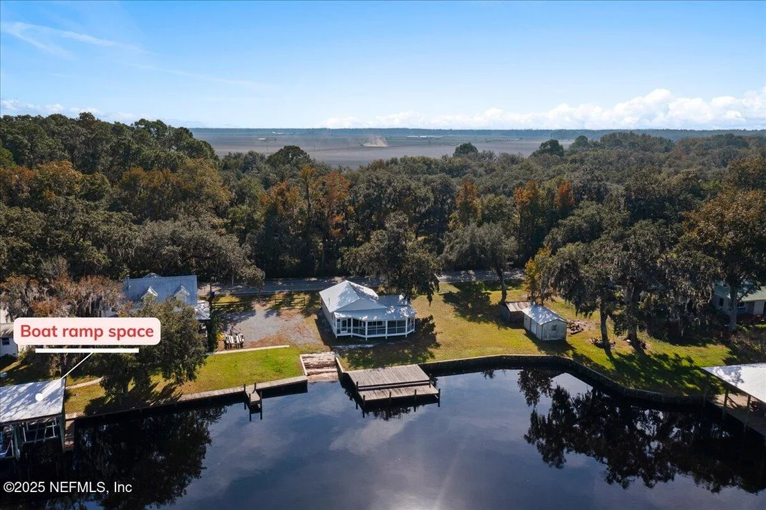 Photo of 13555 COUNTY ROAD 13 N