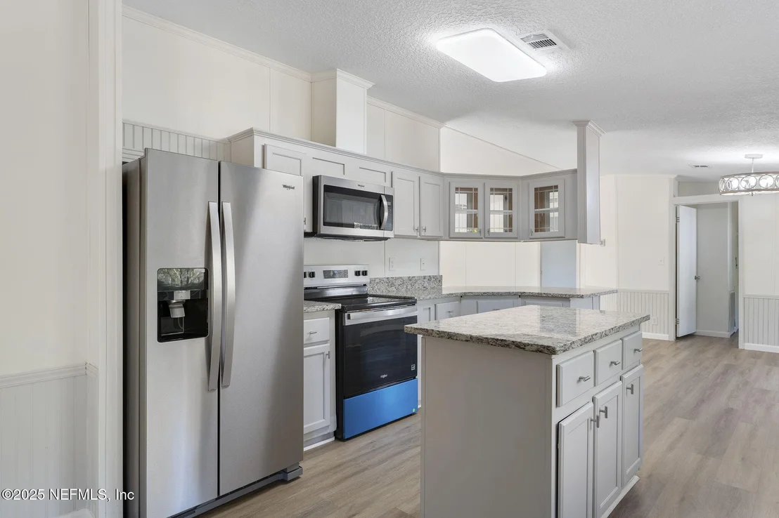 Photo of 606 JACKSON Road